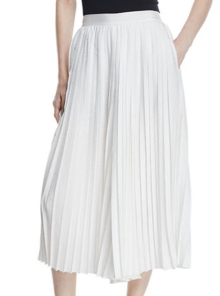 Vince Accordion Pleat Culotte Pants - Picture 6 of 8